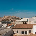Cathedral - City Center - Free Parking - Climatized